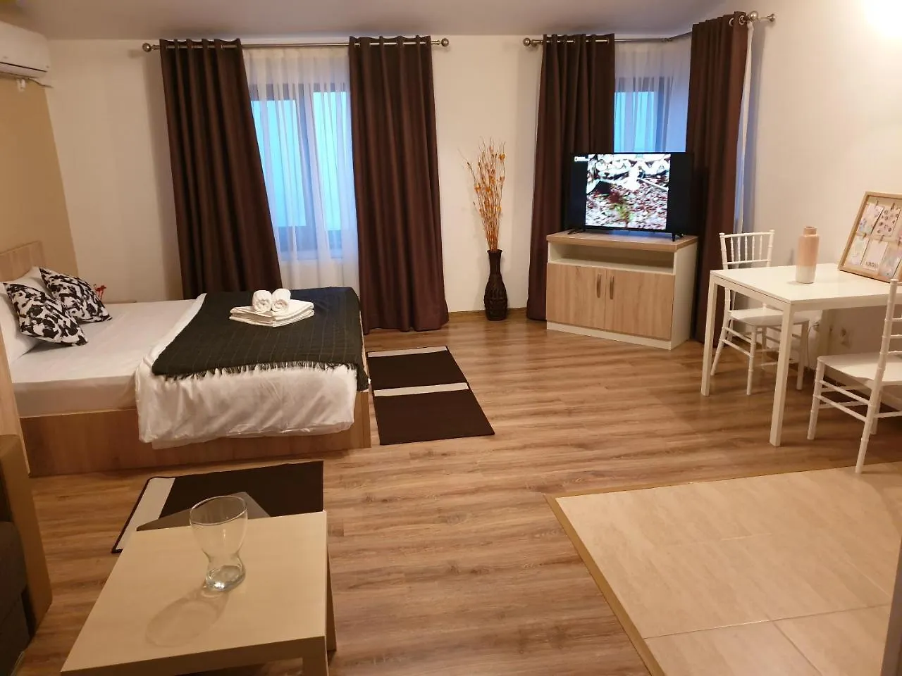 Villa Alla Fundeni Apartments Бухарест